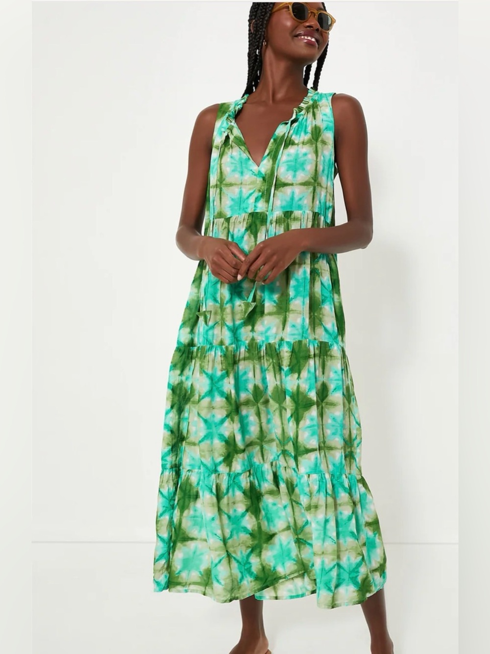 Tuckernuck Seafoam Medallion 
 Salty Paloma Caftan SZ Large